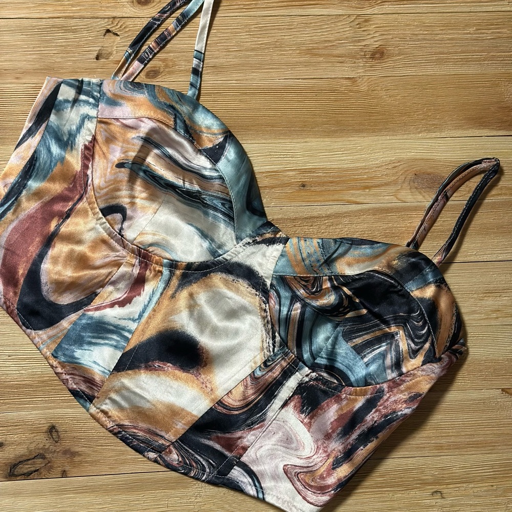 Kendall & Kylie Multicolor Swirl Camisole